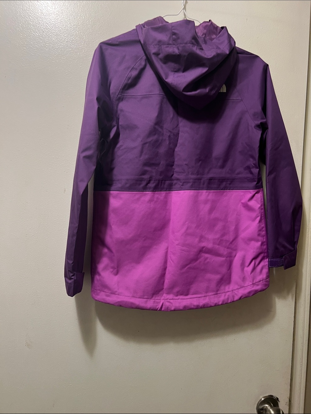 The North Face Purple and Magenta Waterproof Hooded Jacket - Picture 6 of 7